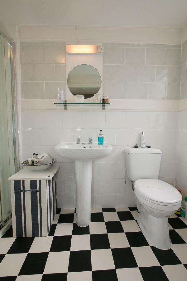 Southford House Hotel Дартмут Екстериор снимка